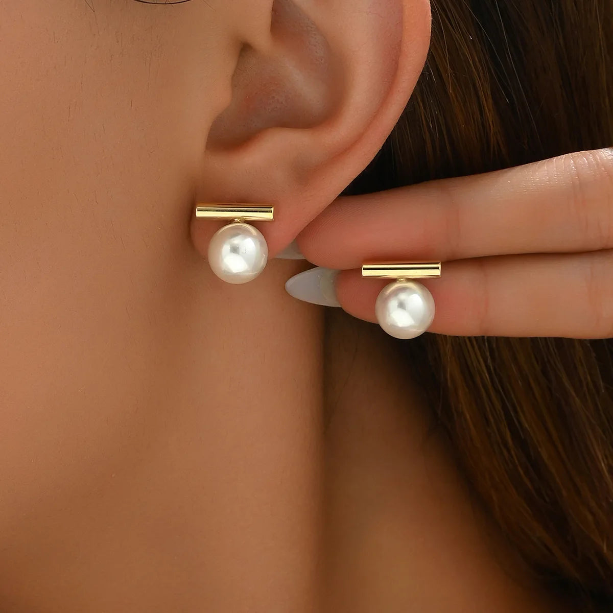 Simple Imitation Pearl Stud Earrings