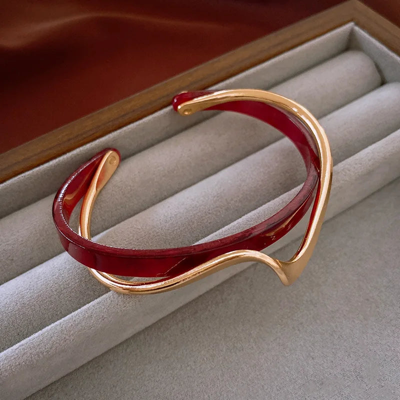 White Acrylic Bracelets Board Bend Metal Bracelets Geometric C- shaped Opening Bracelets