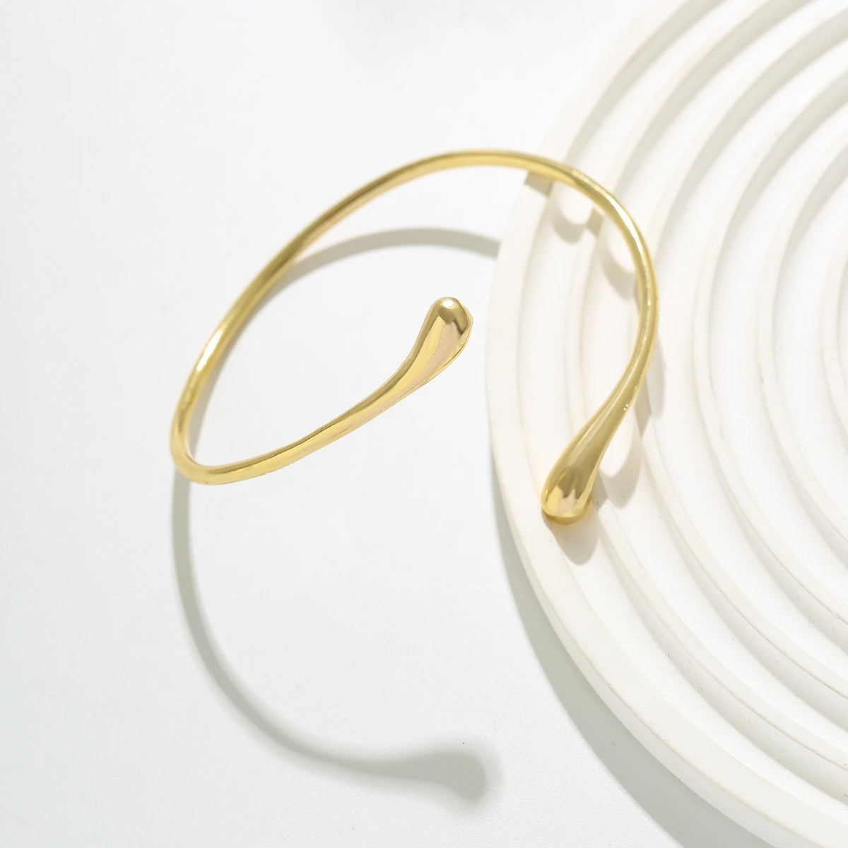 Ingemark Simple Vintage Water Drop Open Cuff Bangles